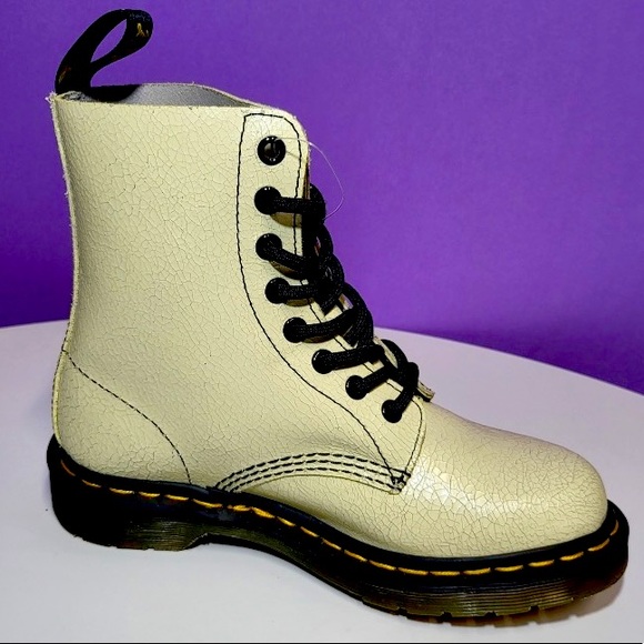 Dr.Martens Pascal Crackle Leather New - Picture 8 of 15